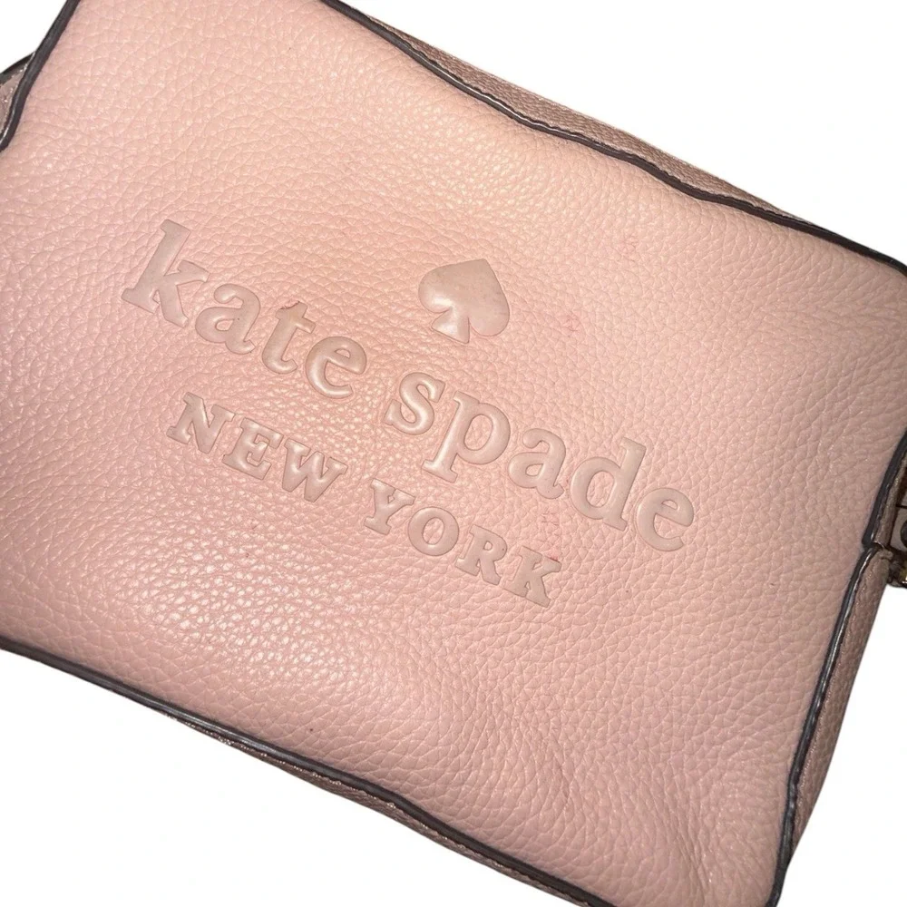 Kate Spade NY Blush Pink Pebbled Leather Camera Crossbody Bag Sienne Logo